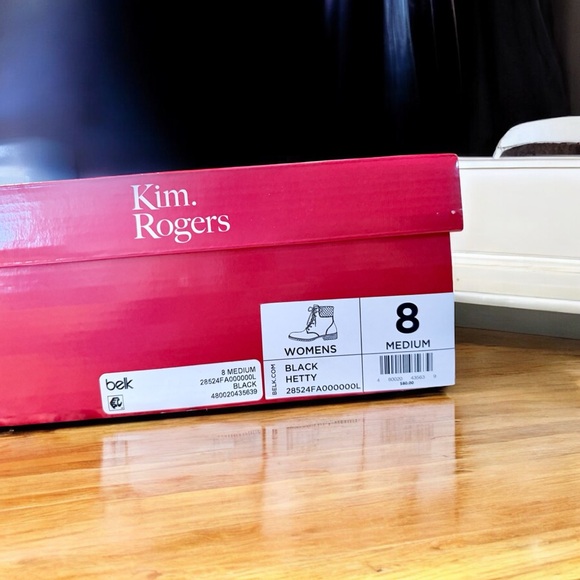 Kim Rogers Black Lace Up Boots with Quilted Detail- New, never worn - Picture 8 of 8